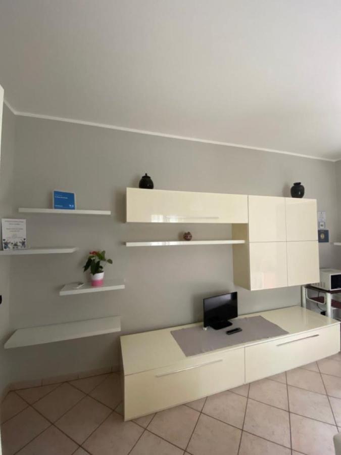 La Rosa Del Garda Apartment Peschiera del Garda Luaran gambar