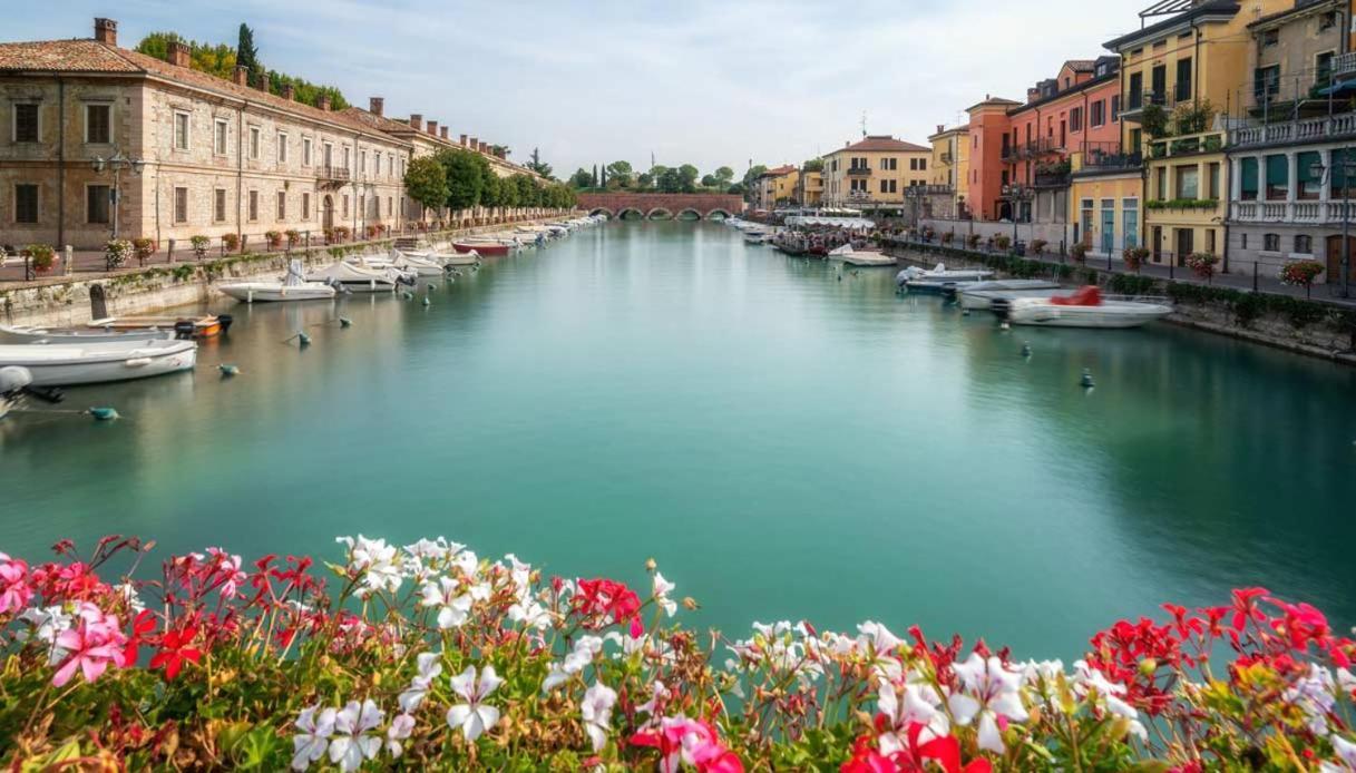 La Rosa Del Garda Apartment Peschiera del Garda Luaran gambar